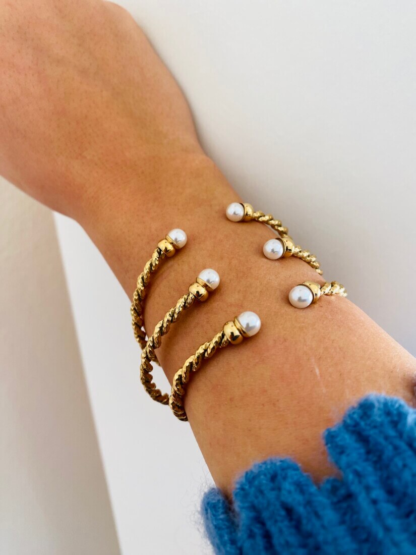 Perlitta Gold Handcuff