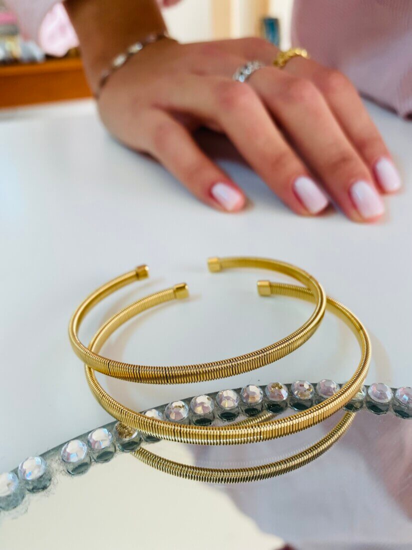 Cassia Gold Hnadcuff